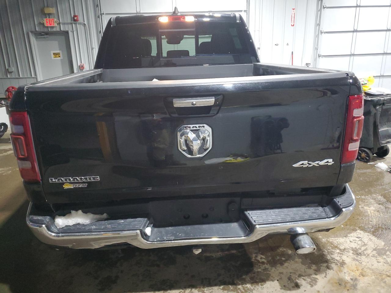 2021 RAM 1500 VIN 1C6SRFJTXMN637830 Copart auction photo, minor dent/scratches damage thumbnail 6
