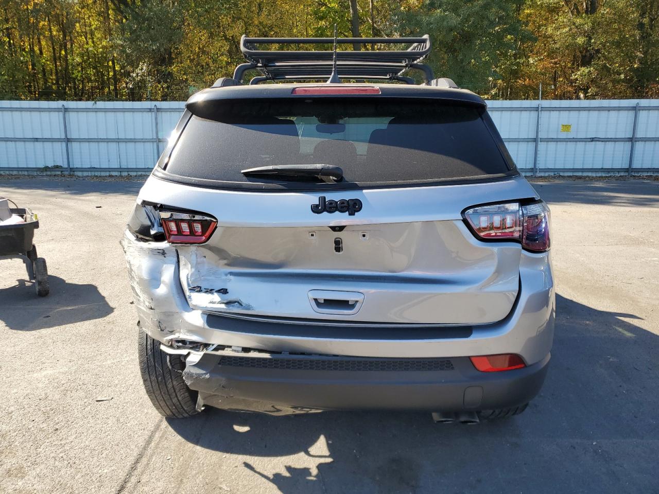2022 Jeep Compass VIN 3C4NJDBB4NT166167 Copart auction photo, rear end / front end damage thumbnail 6