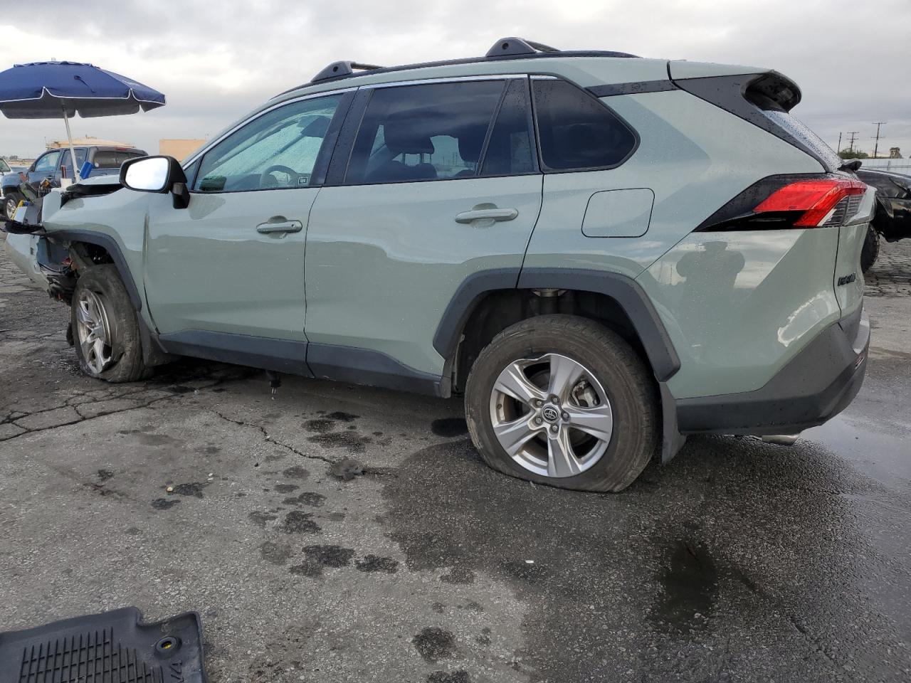 2023 Toyota RAV 4 VIN 2T3W1RFV0PW277123 Copart auction photo, front end / side damage thumbnail 2