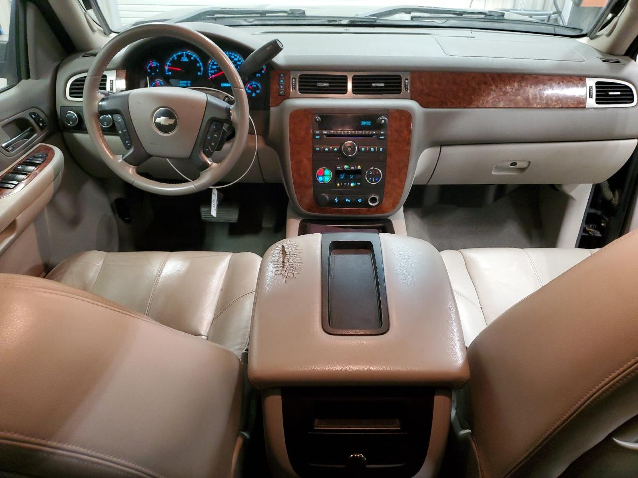 2007 Chevrolet Silverado VIN 1GCEK19057Z533444 Copart auction photo, front end damage thumbnail 8
