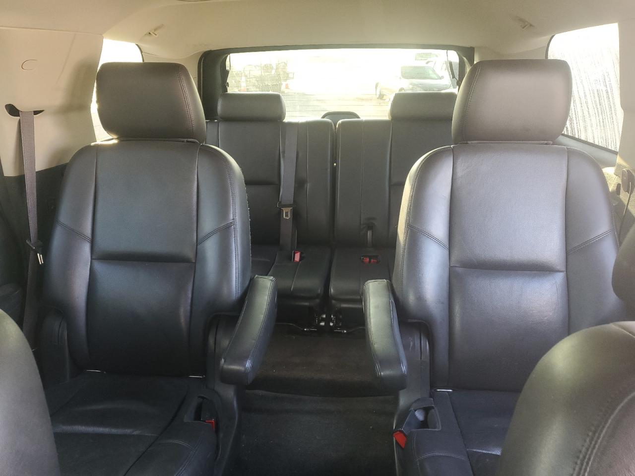 2013 GMC Yukon VIN 1GKS2EEF4DR158859 Copart auction photo, vandalism damage thumbnail 10