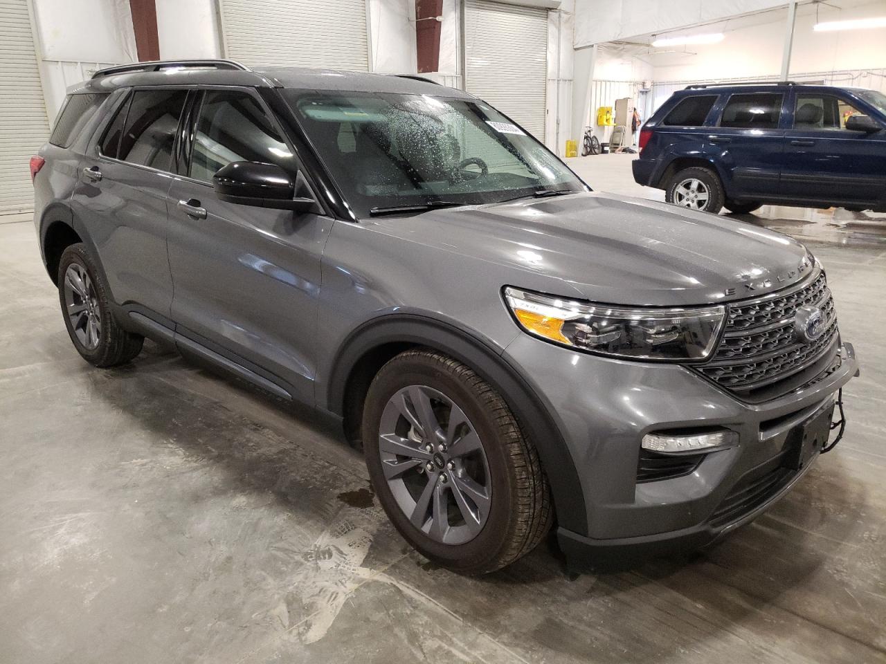 2023 Ford Explorer VIN 1FMSK8DH1PGB31226 Copart auction photo, front end / side damage thumbnail 4