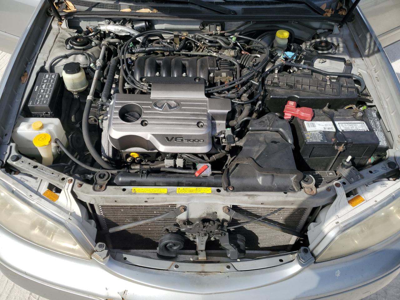 2000 Infiniti I VIN JNKCA31A0YT123308 Copart auction photo, rear end / minor dent/scratches damage thumbnail 13