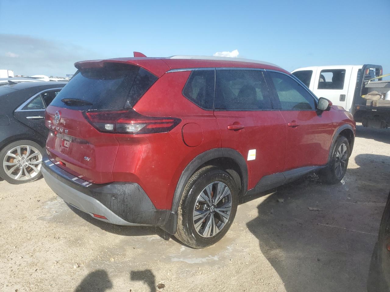 2021 Nissan Rogue VIN 5N1AT3BA1MC706364 Copart auction photo, water/flood / minor dent/scratches damage thumbnail 3