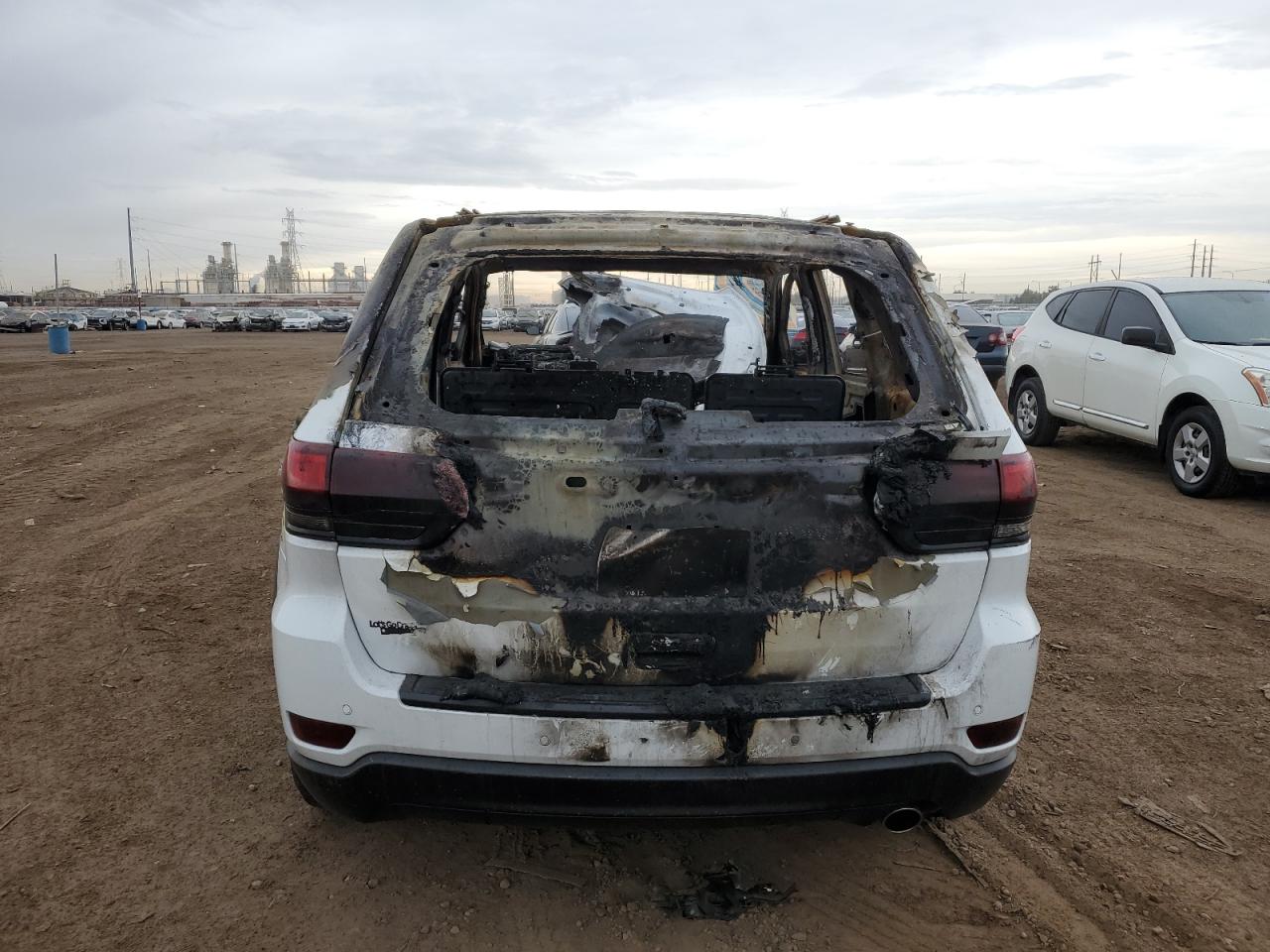 2020 Jeep Grand Cherokee VIN 1C4RJEBG8LC202003 Copart auction photo, burn - interior damage thumbnail 6