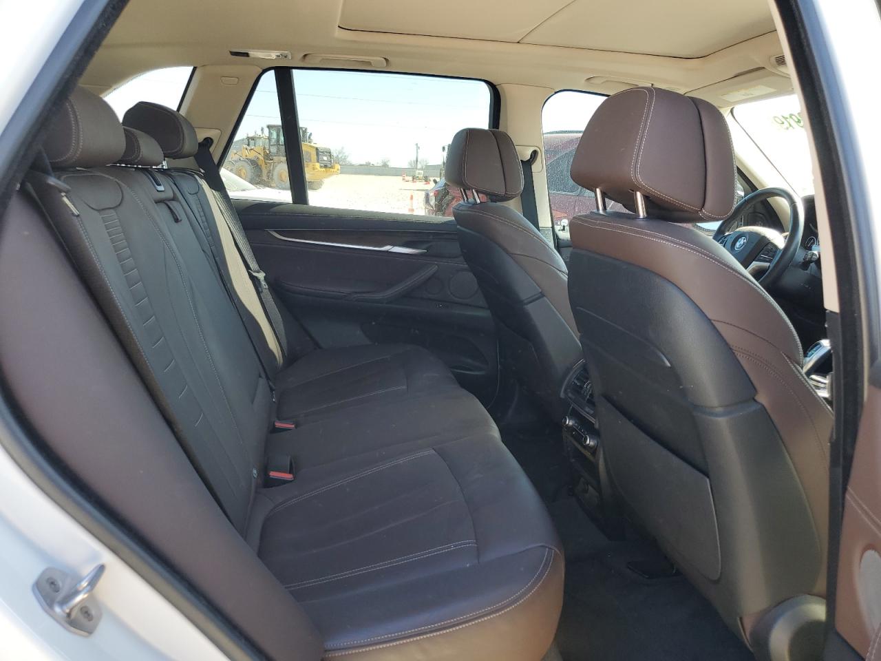 2016 BMW X5 VIN 5UXKR0C50G0U12319 Copart auction photo, front end / minor dent/scratches damage thumbnail 11