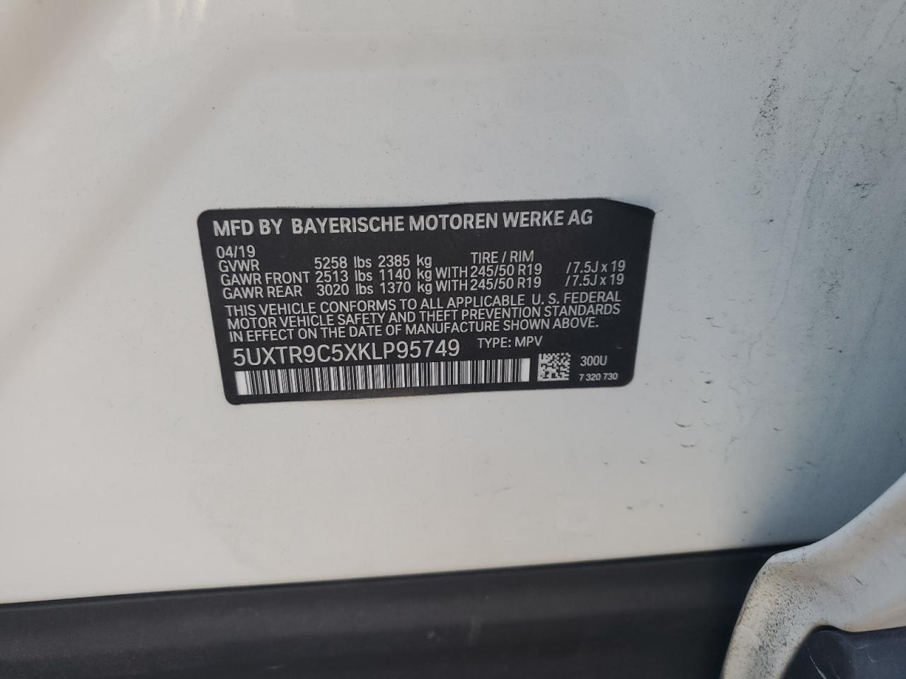2019 BMW X3 VIN 5UXTR9C5XKLP95749 Copart auction photo, front end / minor dent/scratches damage thumbnail 13