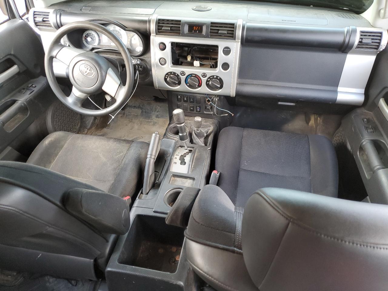 2007 Toyota FJ Cruiser VIN JTEBU11F270035733 Copart auction photo, front end / side damage thumbnail 8