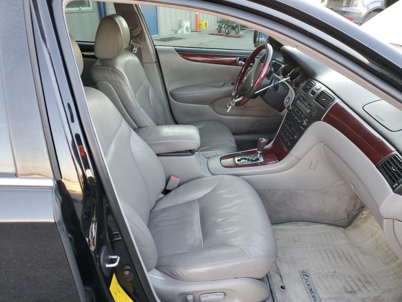2003 Lexus ES VIN JTHBF30G736012684 Copart auction photo, side / front end damage thumbnail 7