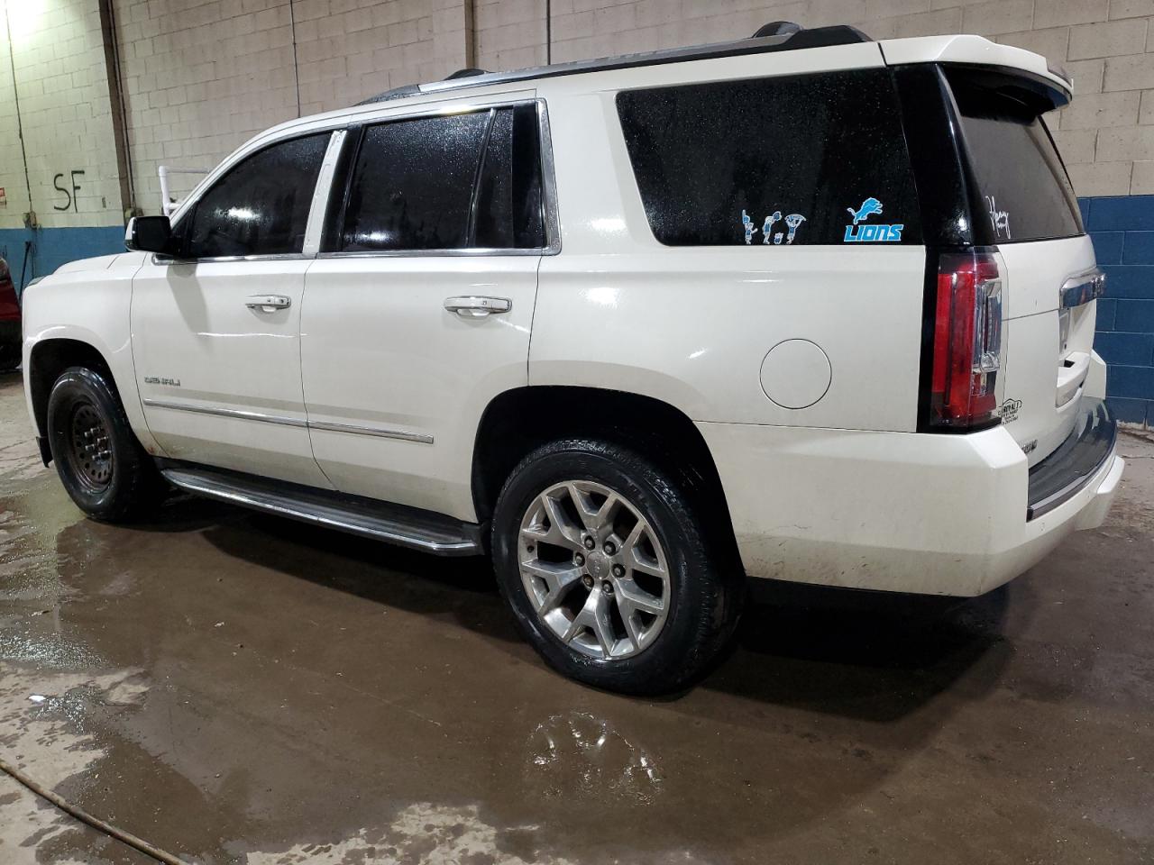 2015 GMC Yukon VIN 1GKS2CKJ9FR171770 Copart auction photo, normal wear / mechanical damage thumbnail 2