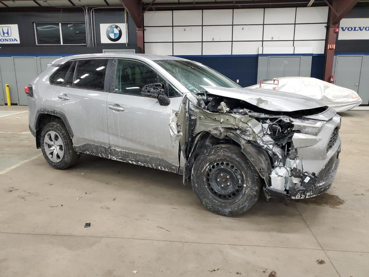 2023 Toyota RAV 4 VIN 2T3F1RFV8PW385912 Copart auction photo, front end / minor dent/scratches damage thumbnail 4