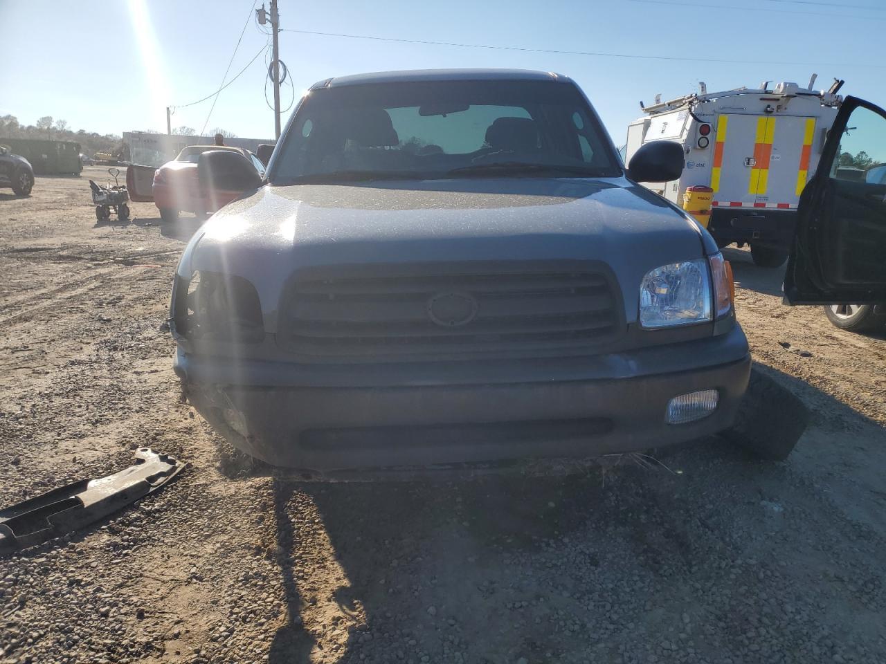 2000 Toyota Tundra VIN 5TBRT3413YS116409 Copart auction photo, all over damage thumbnail 5
