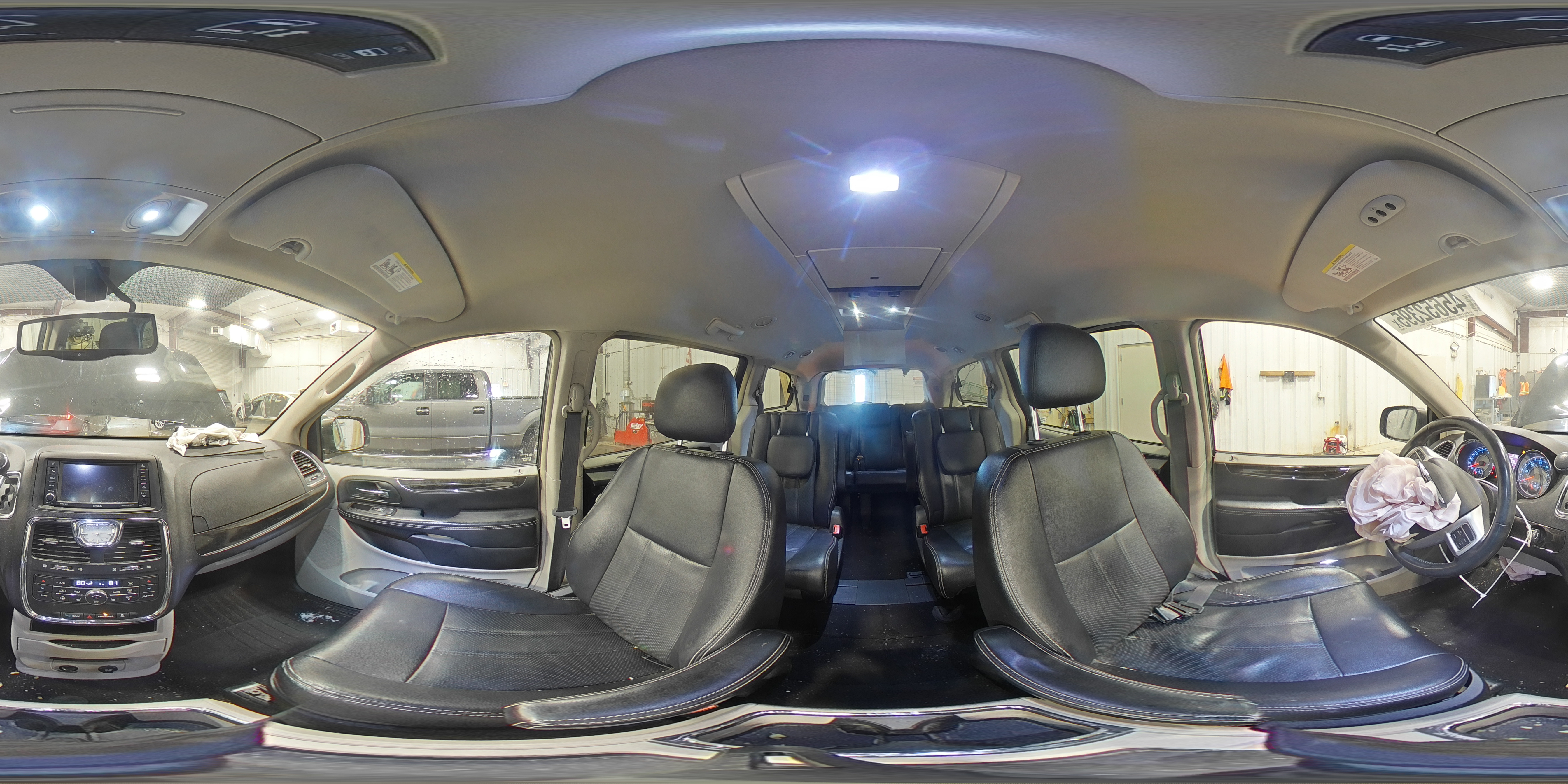 2015 Chrysler Town & Country VIN 2C4RC1CG9FR506759 Copart auction photo, front end damage thumbnail 15