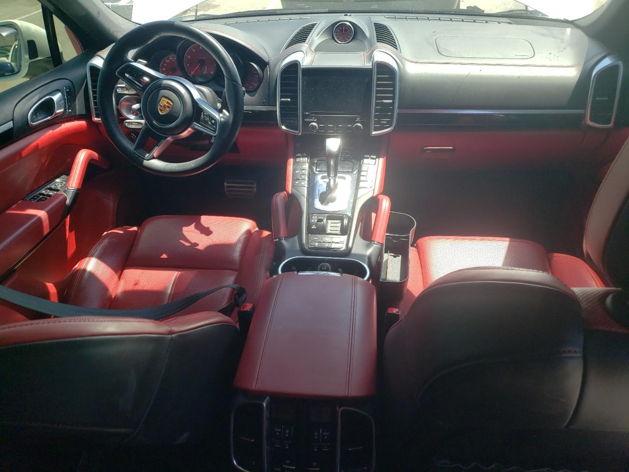 2018 Porsche Cayenne VIN WP1AB2A27JLA61046 Copart auction photo, rear end damage thumbnail 8
