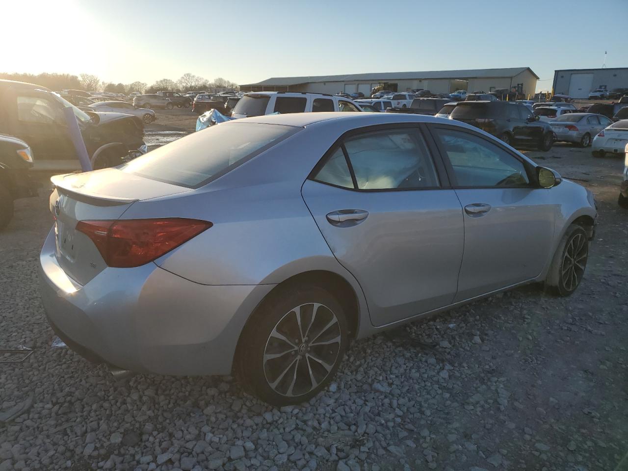 2019 Toyota Corolla VIN 5YFBURHE9KP910143 Copart auction photo, front end damage thumbnail 3