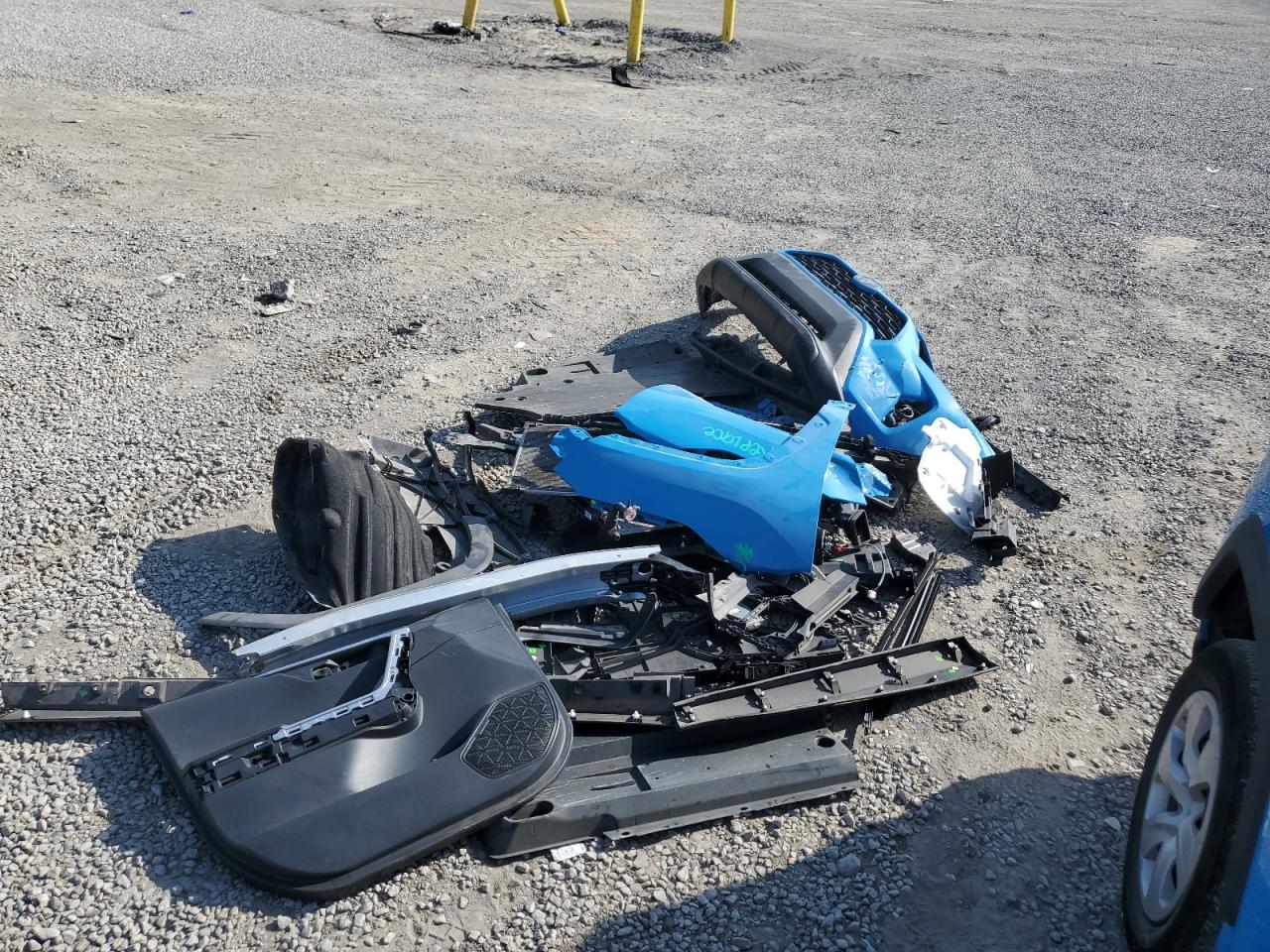 2019 Toyota RAV 4 VIN 2T3K1RFV6KW044628 Copart auction photo, partial repair / front end damage thumbnail 13