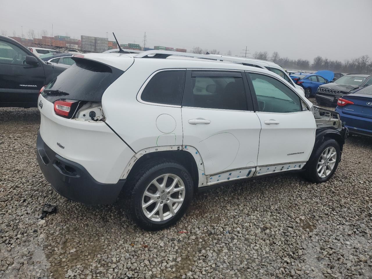 2014 Jeep Grand Cherokee VIN 1C4PJLCB4EW172398 Copart auction photo, front end / all over damage thumbnail 3