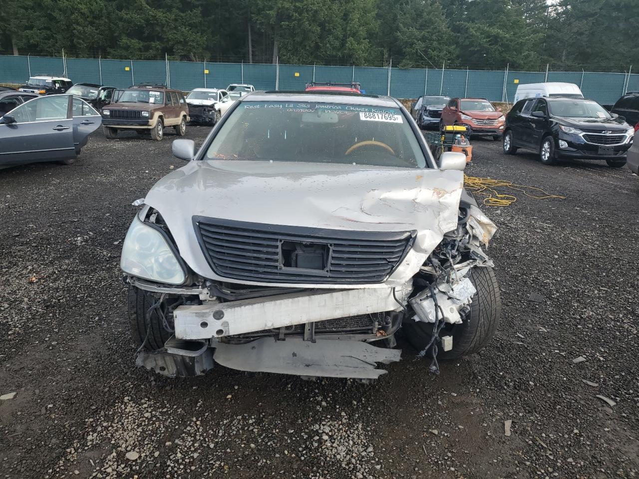 2005 Lexus LS VIN JTHBN36F755005115 Copart auction photo, front end / minor dent/scratches damage thumbnail 5