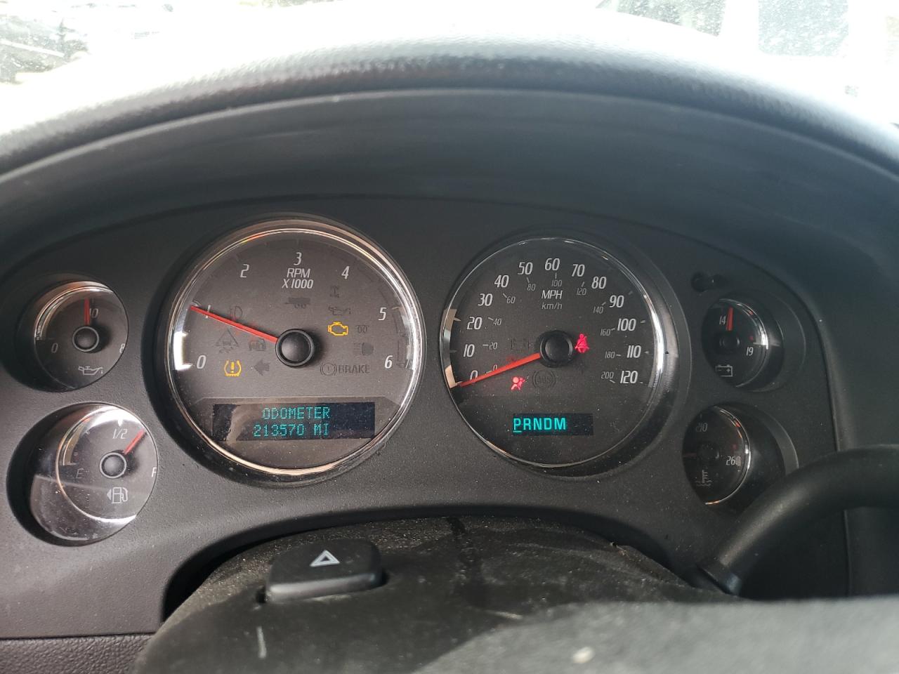 2007 GMC Yukon VIN 1GKFK66857J282021 Copart auction photo, front end / minor dent/scratches damage thumbnail 9