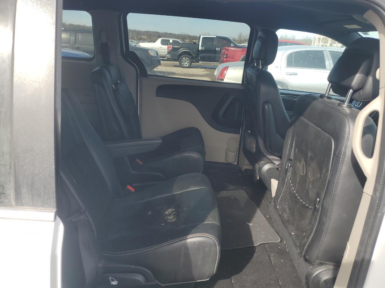 2017 Dodge Caravan VIN 2C4RDGCG1HR558129 Copart auction photo, undercarriage / front end damage thumbnail 11