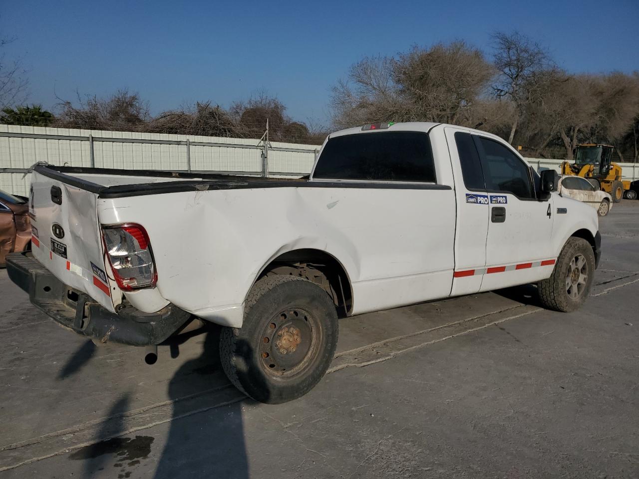 2007 Ford F-150 VIN 1FTRF12277NA03193 Copart auction photo, rear end / minor dent/scratches damage thumbnail 3
