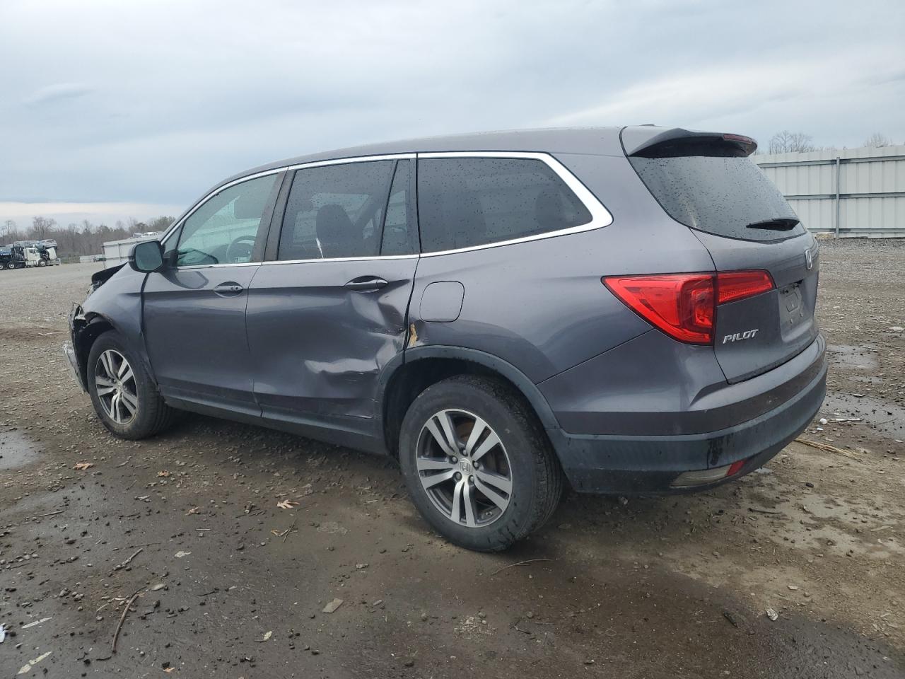 2018 Honda Pilot VIN 5FNYF6H60JB018496 Copart auction photo, front end / side damage thumbnail 2