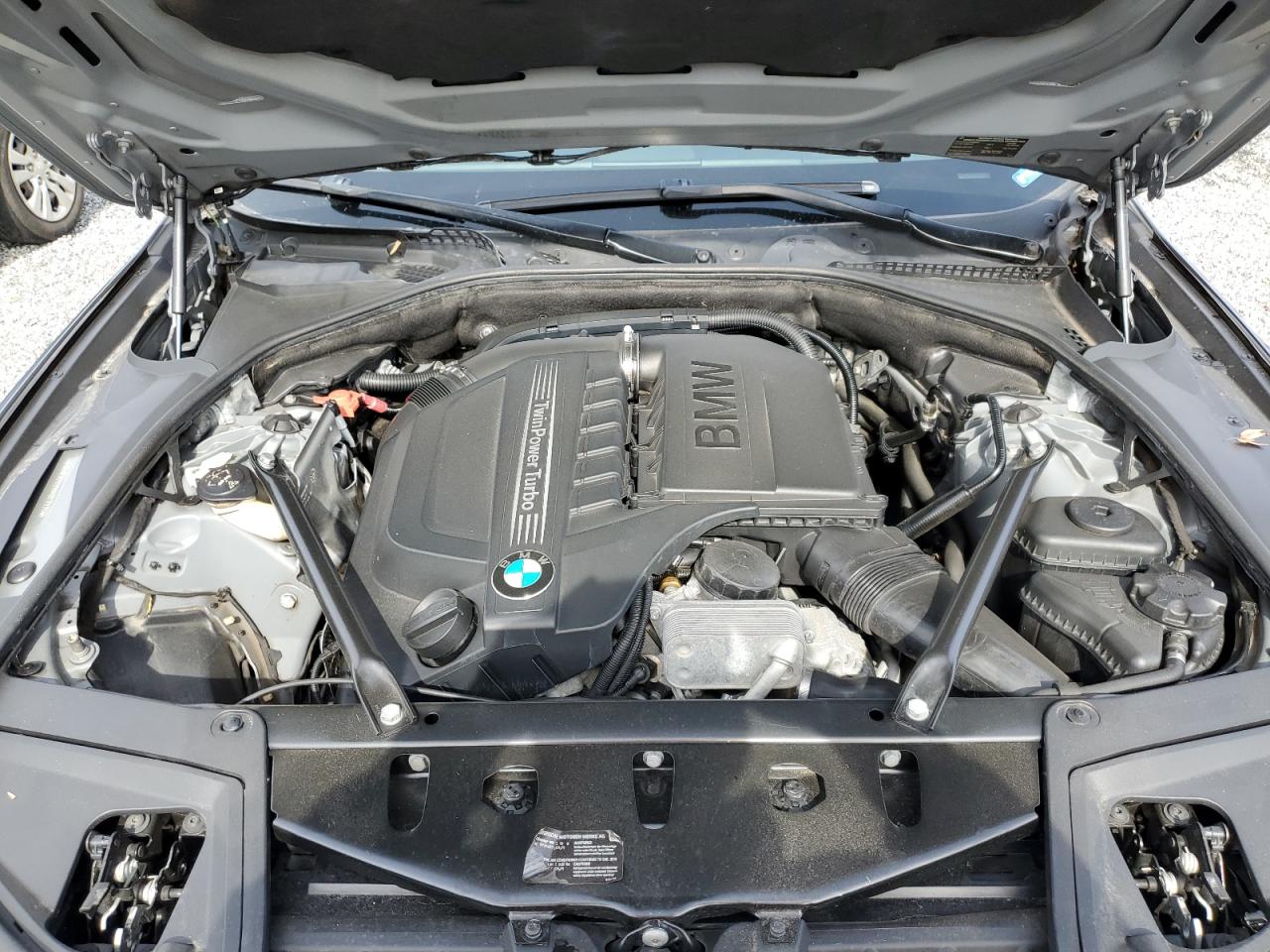 2013 BMW 5er VIN WBAFU7C55DDU73225 Copart auction photo, front end damage thumbnail 11