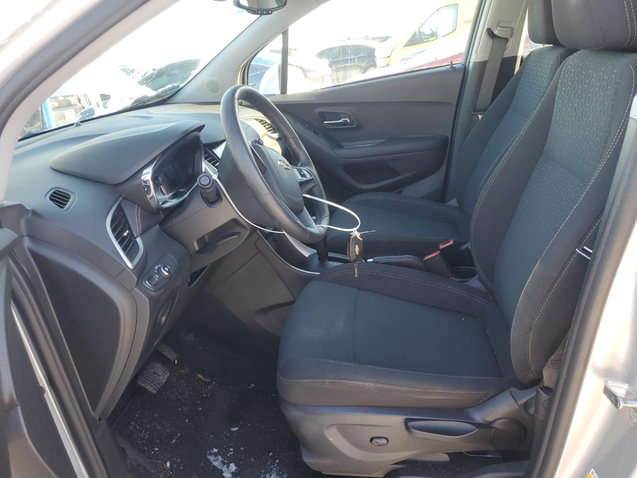 2020 Chevrolet Trax VIN 3GNCJKSB7LL190673 Copart auction photo, front end damage thumbnail 7