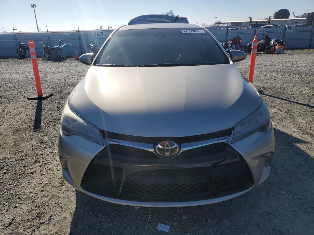 2015 Toyota Camry VIN 4T1BK1FKXFU557688 Copart auction photo, rear end damage thumbnail 5