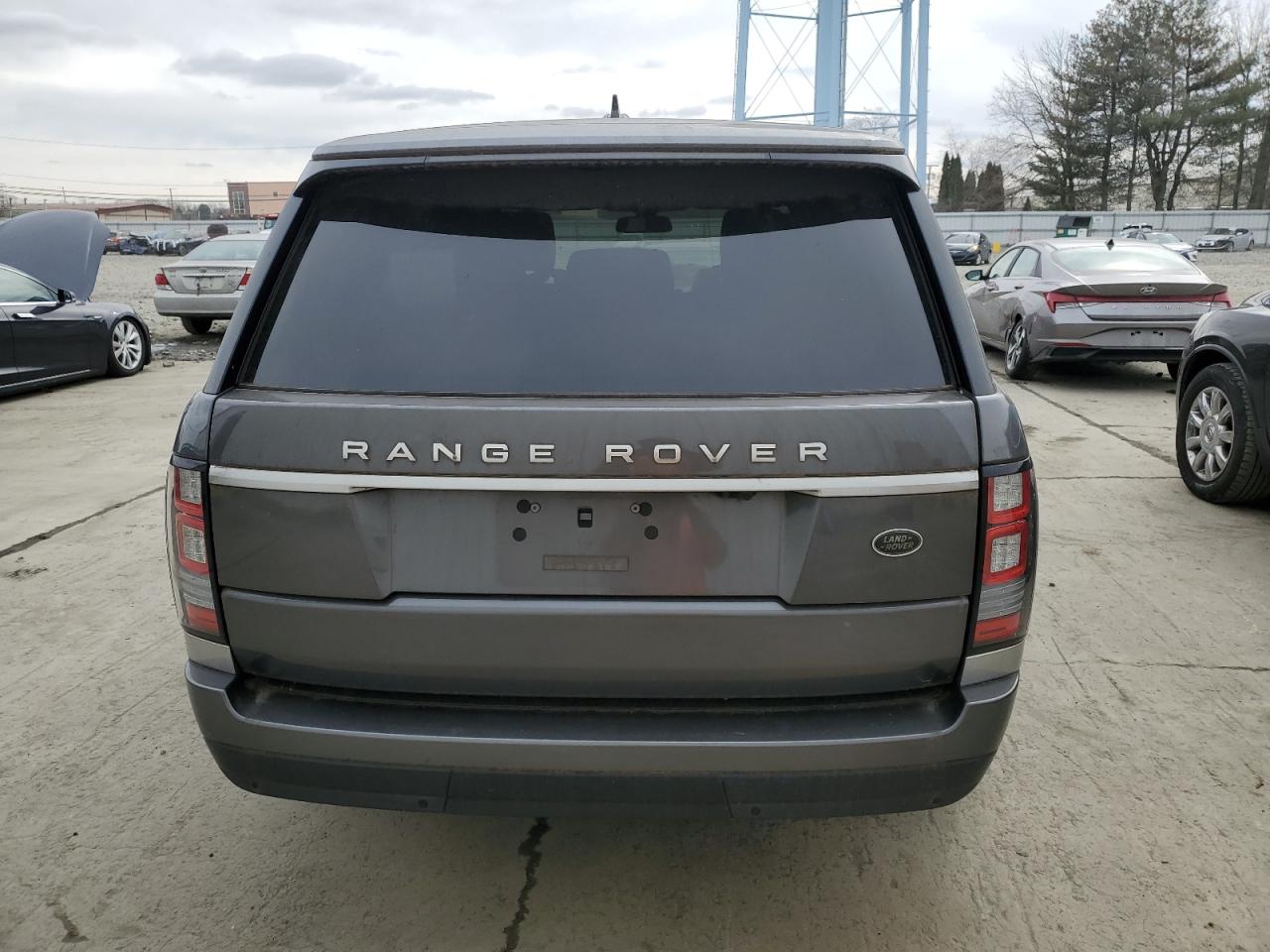 2016 Land Rover Range Rover VIN SALGR2PF3GA319898 Copart auction photo, minor dent/scratches damage thumbnail 6
