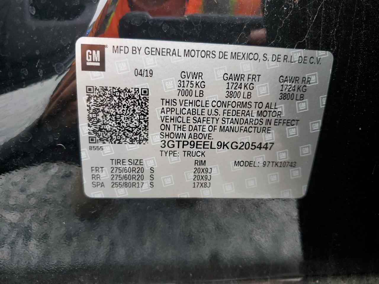 2019 GMC Sierra VIN 3GTP9EEL9KG205447 Copart auction photo, front end / minor dent/scratches damage thumbnail 15