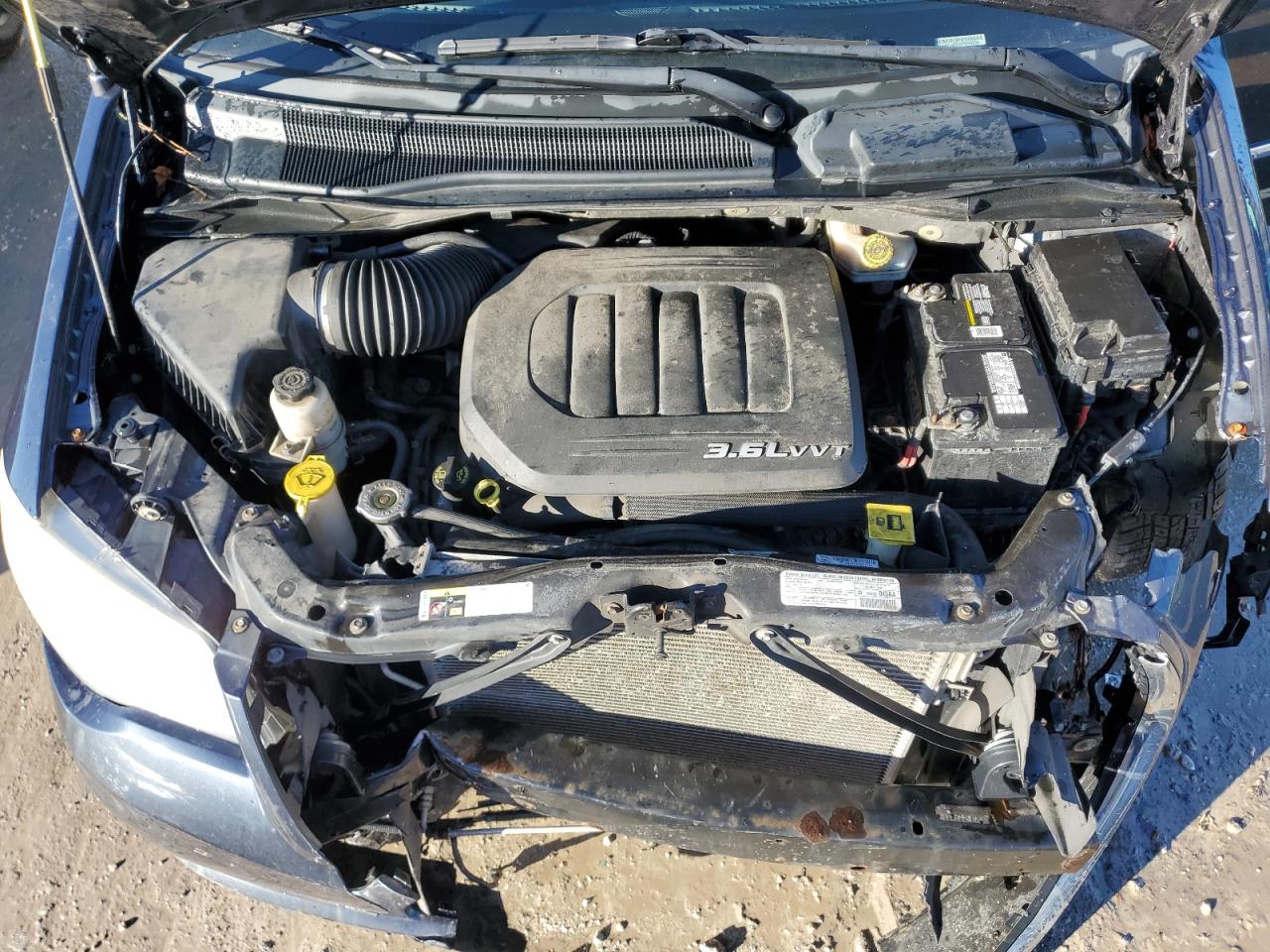 2013 Chrysler Town & Country VIN 2C4RC1BG3DR689235 Copart auction photo, front end damage thumbnail 12