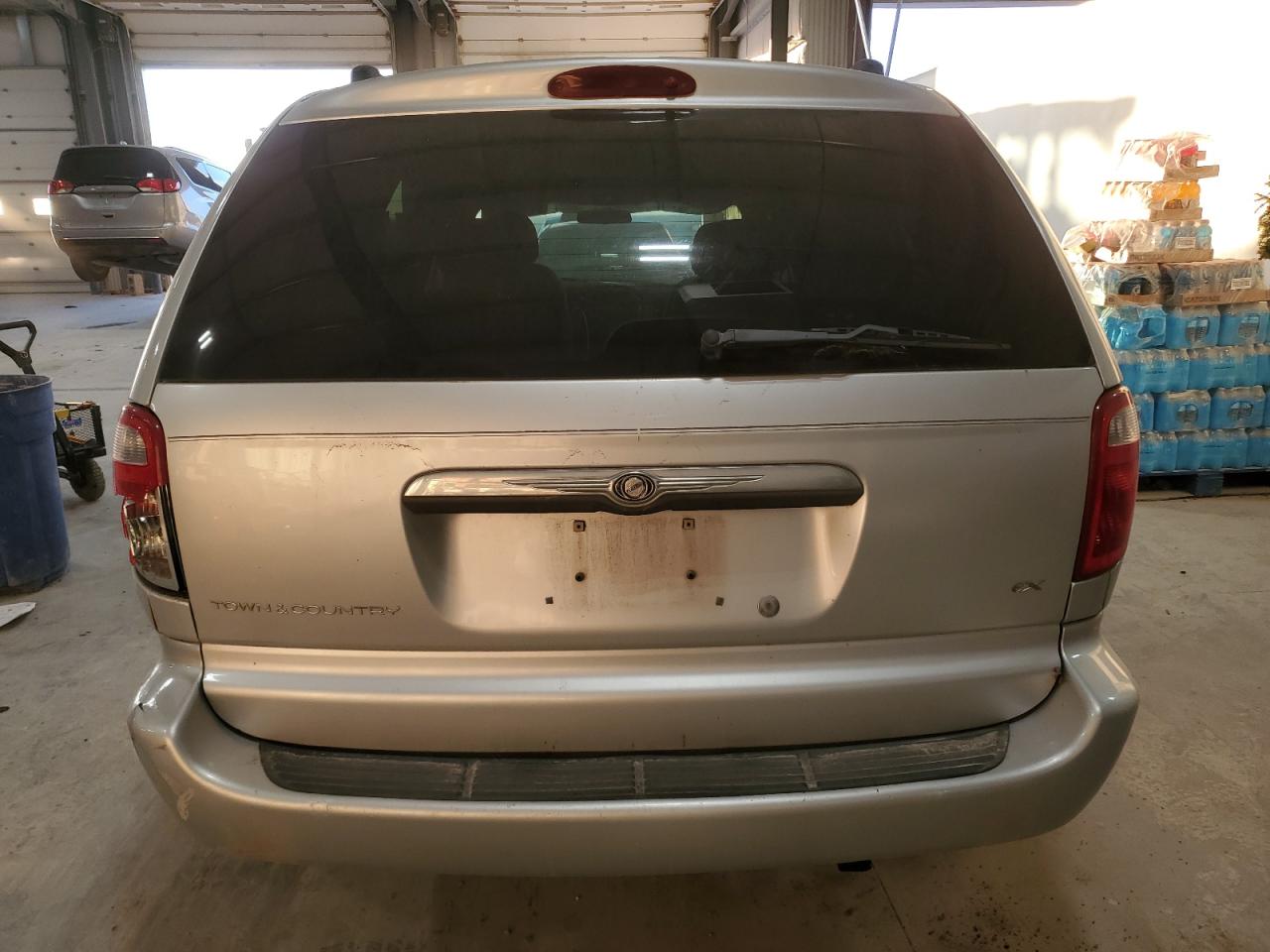 2003 Chrysler Town & Country VIN 2C8GP74L43R106709 Copart auction photo, all over damage thumbnail 6