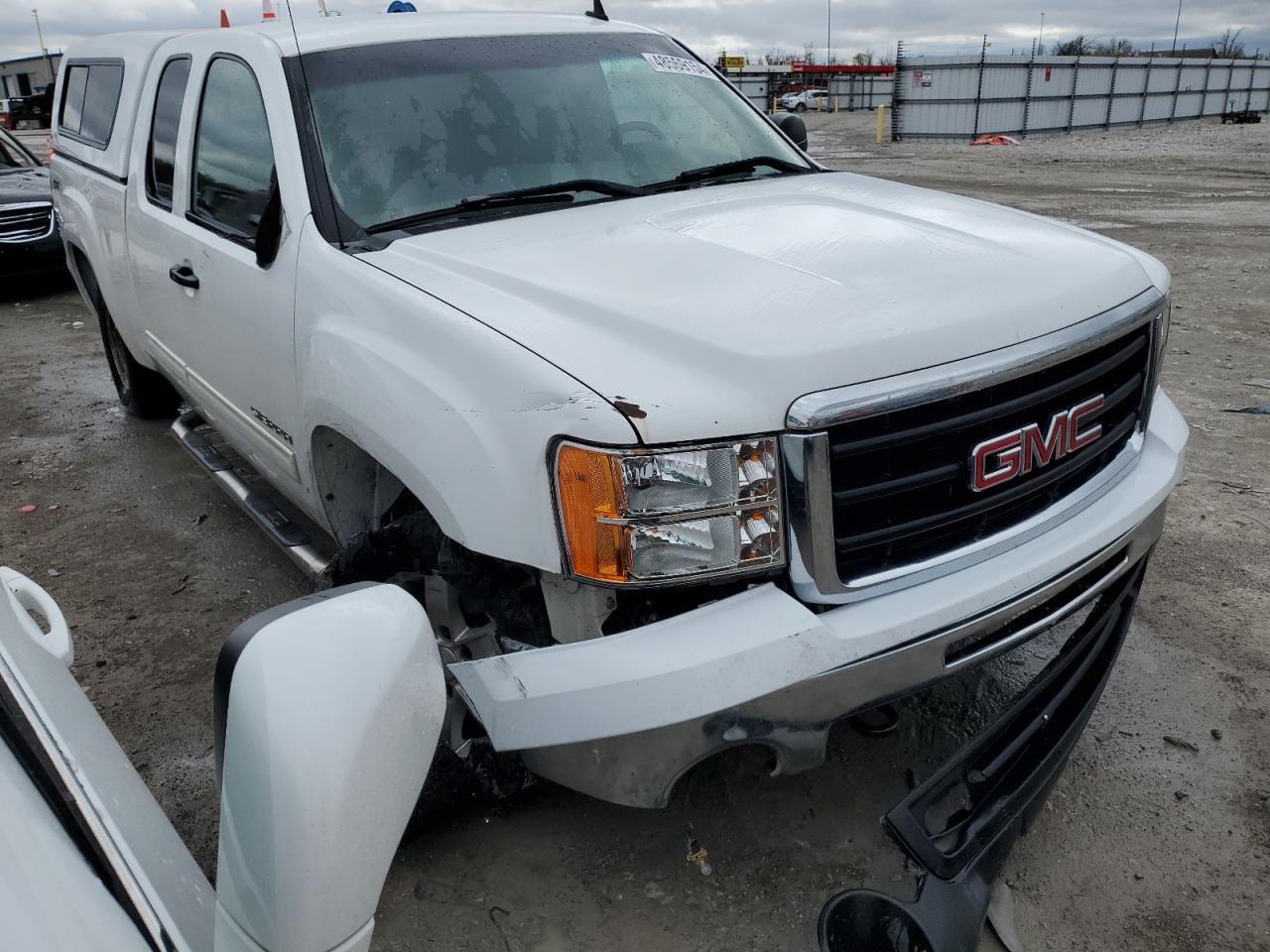 2010 GMC Sierra VIN 1GTSKVE36AZ172596 Copart auction photo, front end damage thumbnail 4