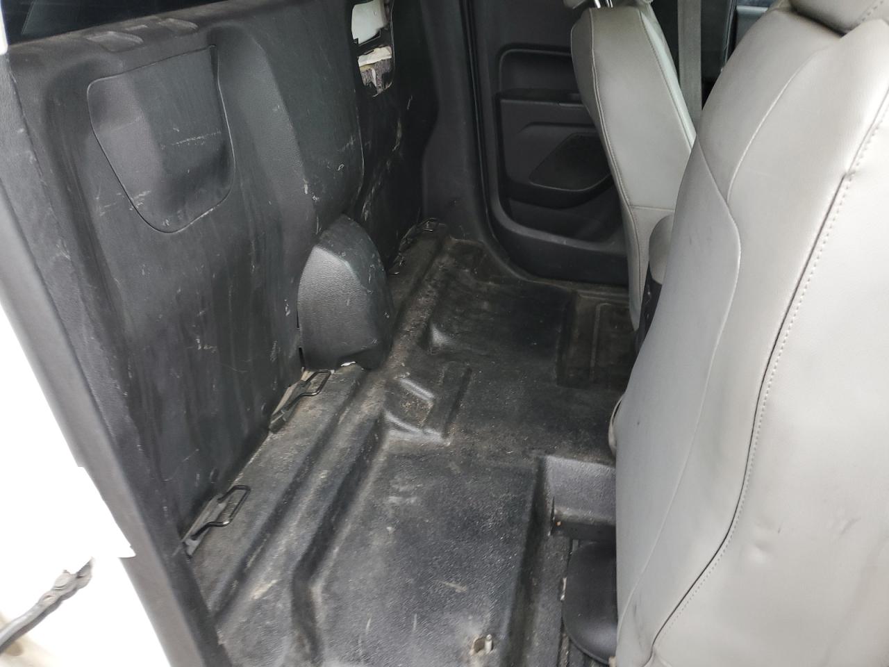 2016 Chevrolet Colorado VIN 1GCHSBEAXG1256533 Copart auction photo, all over damage thumbnail 10