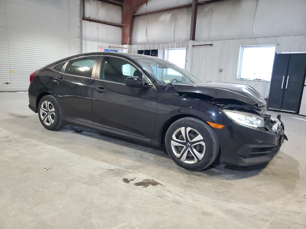 2016 Honda Civic VIN 19XFC2F57GE229406 Copart auction photo, front end damage thumbnail 4