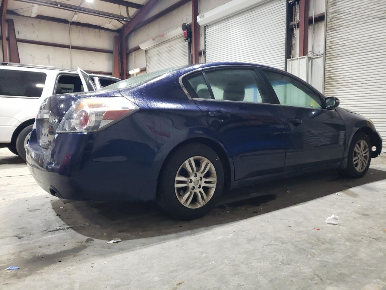 2010 Nissan Altima VIN 1N4AL2AP0AN407815 Copart auction photo, front end / minor dent/scratches damage thumbnail 3
