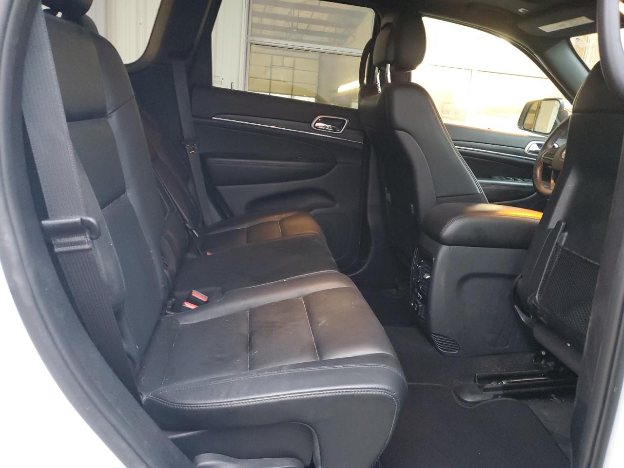 2019 Jeep Grand Cherokee VIN 1C4RJFBG1KC661717 Copart auction photo, rear end / front end damage thumbnail 11