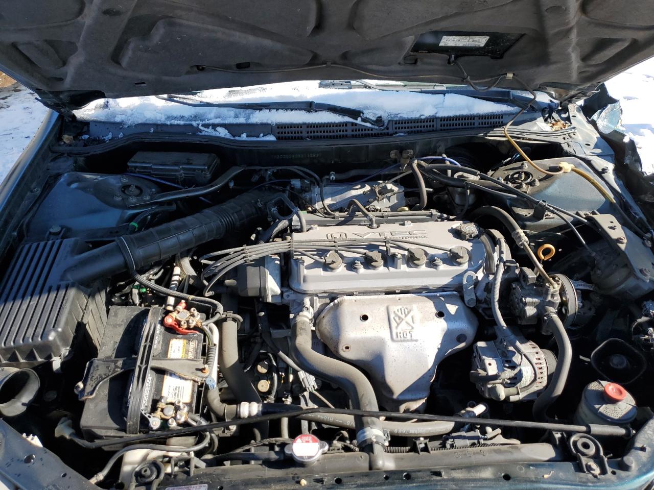 1999 Honda Accord VIN 1HGCG5642XA112837 Copart auction photo, front end damage thumbnail 13