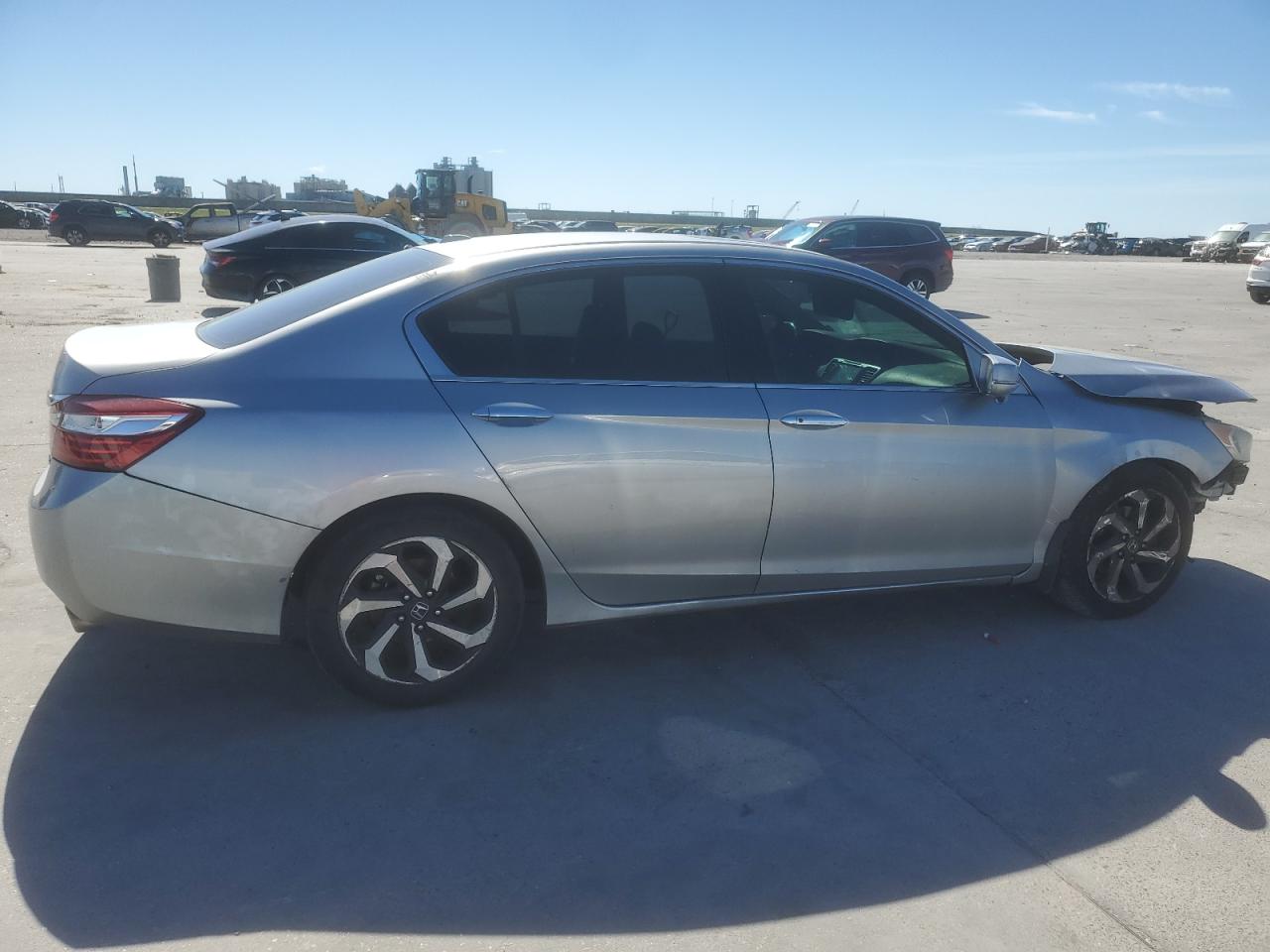 2017 Honda Accord VIN 1HGCR3F08HA043875 Copart auction photo, front end damage thumbnail 3