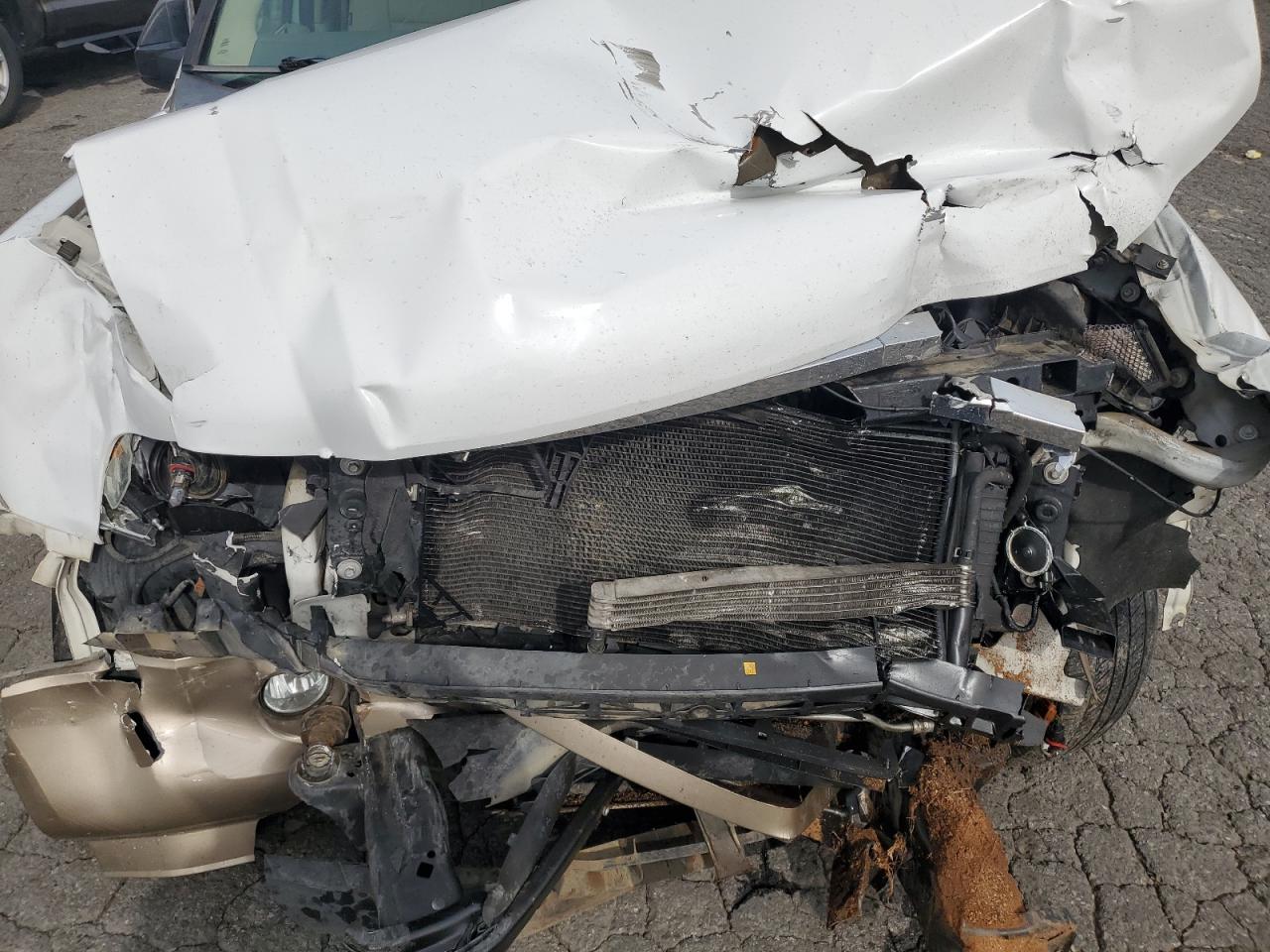2014 Ford Expedition VIN 1FMJK1H50EEF49451 Copart auction photo, front end damage thumbnail 12