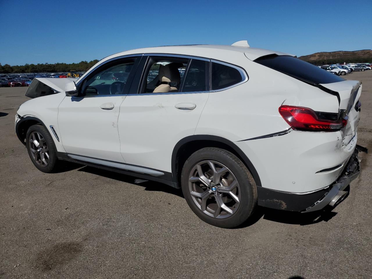 2022 BMW X4 VIN 5UX33DT07N9N05218 Copart auction photo, front end / rear end damage thumbnail 2