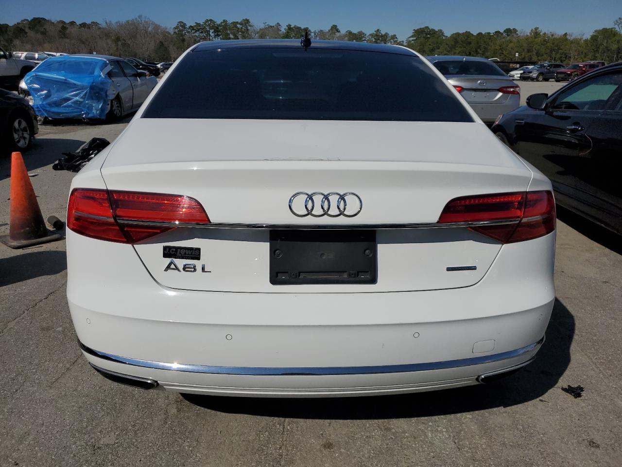 2015 Audi A8 VIN WAU3GAFD7FN032980 Copart auction photo, front end damage thumbnail 6