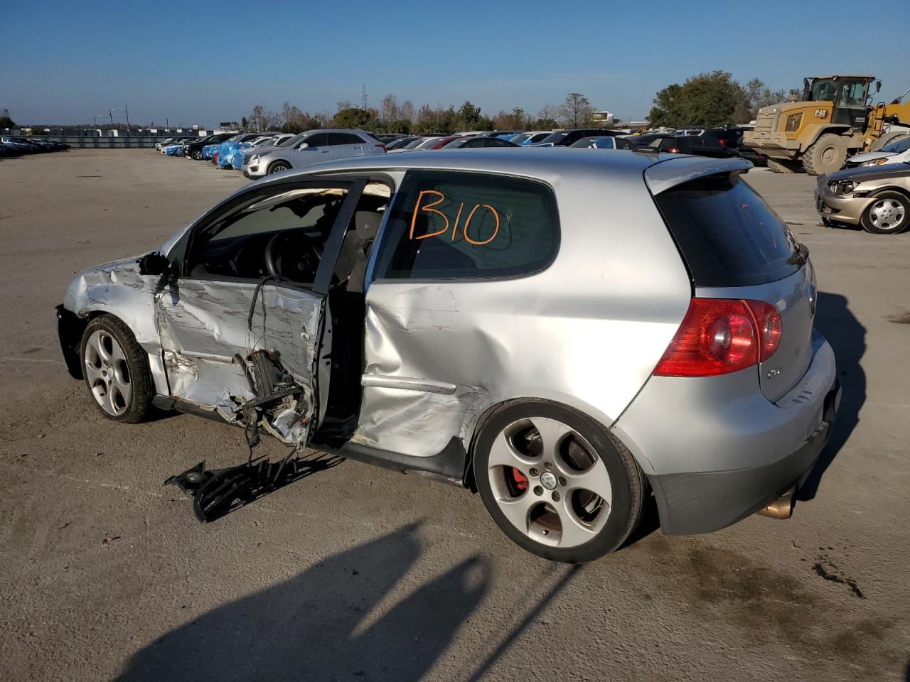 2007 Volkswagen GTI VIN WVWFV71K17W232652 Copart auction photo, side / front end damage thumbnail 2