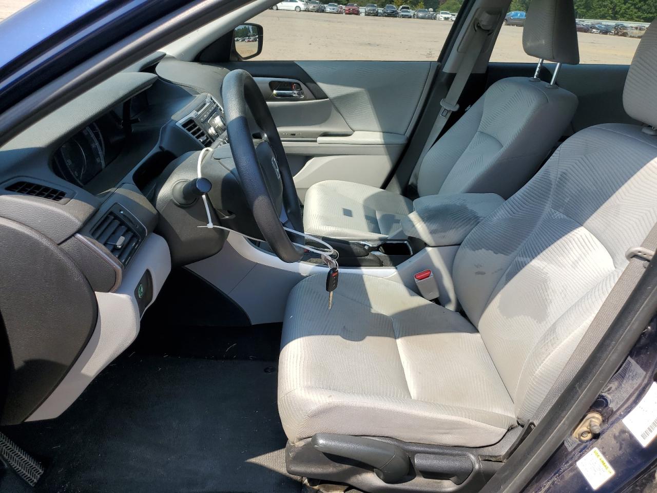 2015 Honda Accord VIN 1HGCR2F31FA198169 Copart auction photo, rear end / minor dent/scratches damage thumbnail 7
