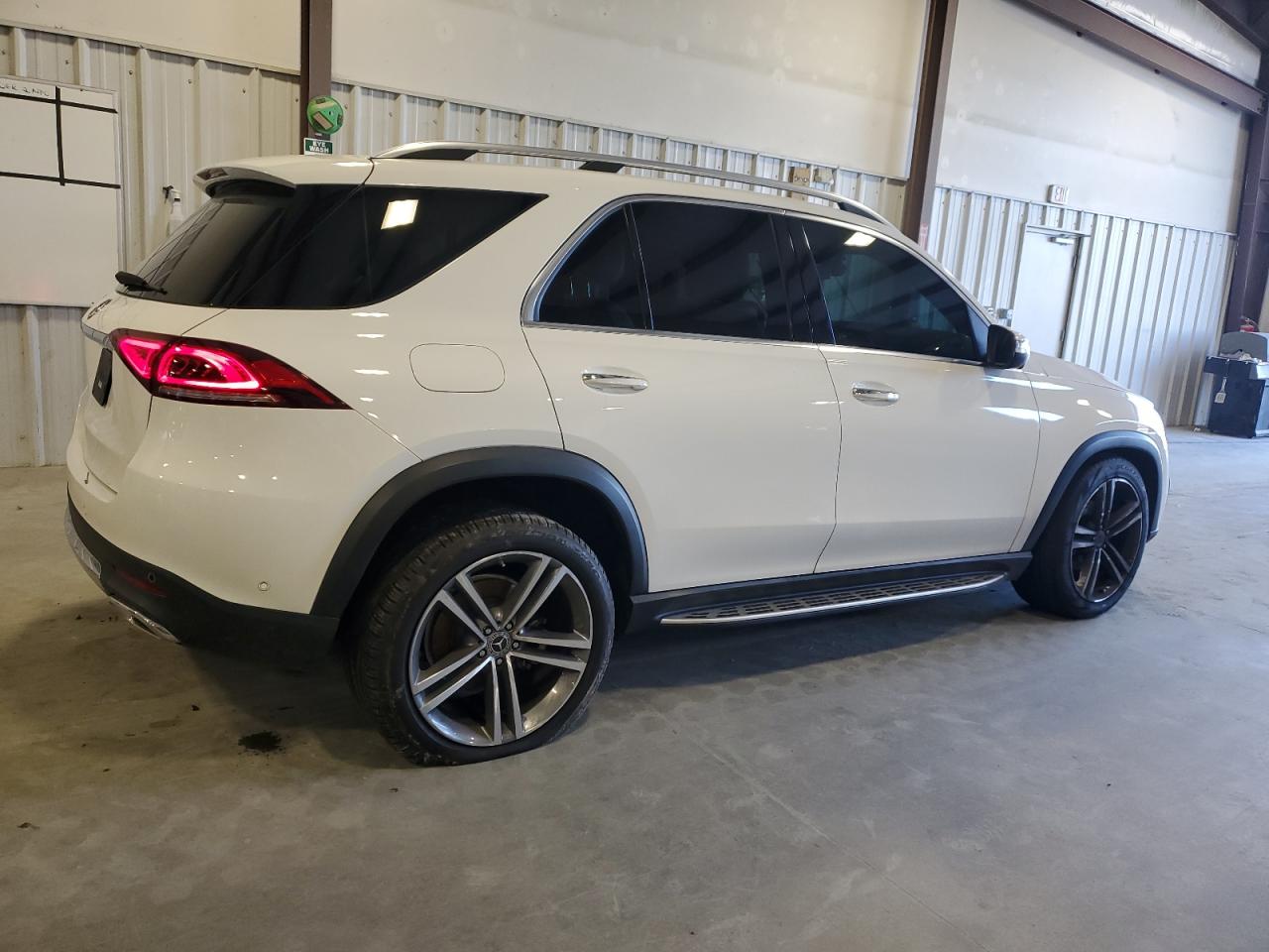 2022 Mercedes-Benz GLE VIN 4JGFB4JB3NA654404 Copart auction photo, front end / side damage thumbnail 3