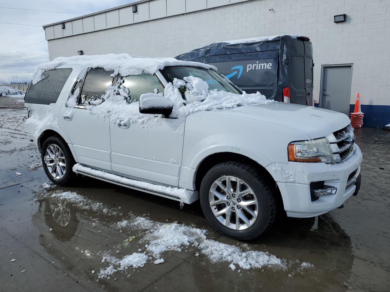 2016 Ford Expedition VIN 1FMJU2AT8GEF53646 Copart auction photo, rear end damage thumbnail 4