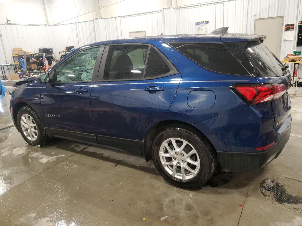 2022 Chevrolet Equinox VIN 3GNAXHEV9NS207514 Copart auction photo, front end damage thumbnail 2