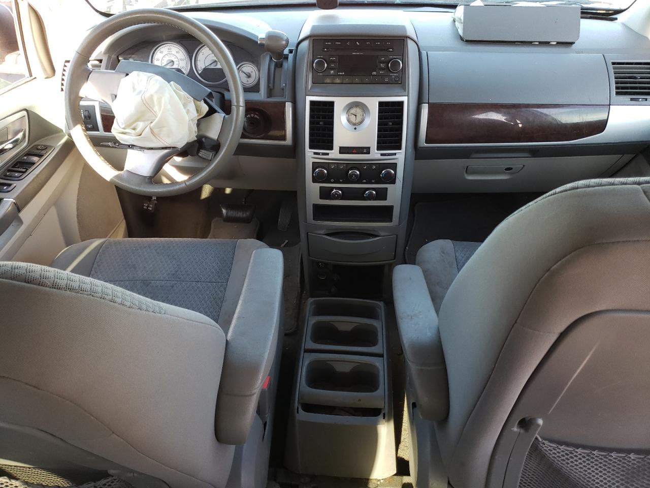 2010 Chrysler Town & Country VIN 2A4RR5D16AR103020 Copart auction photo, front end / hail damage thumbnail 8
