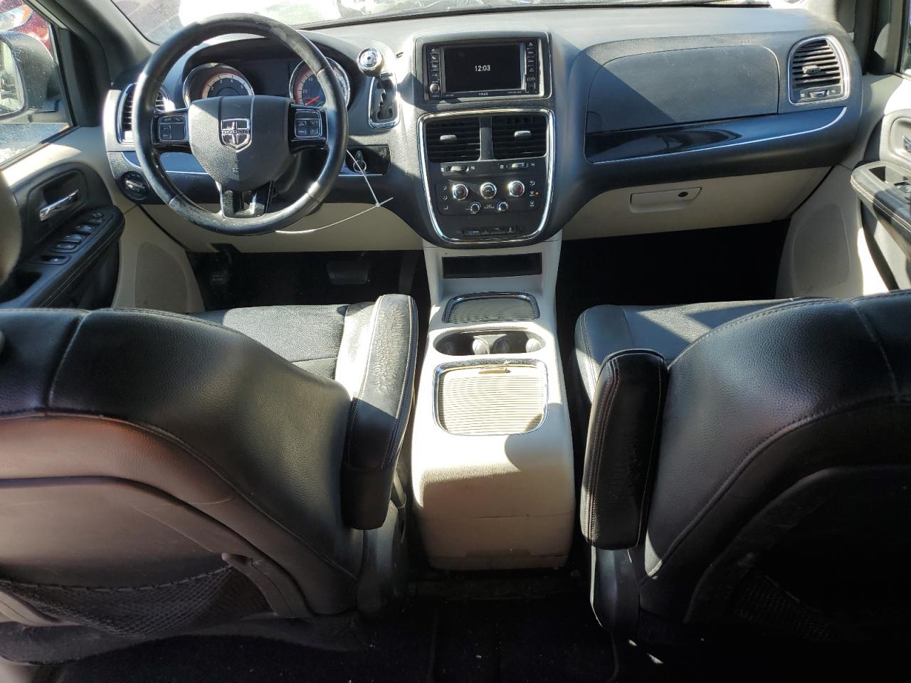 2017 Dodge Caravan VIN 2C4RDGCG4HR712901 Copart auction photo, minor dent/scratches damage thumbnail 8